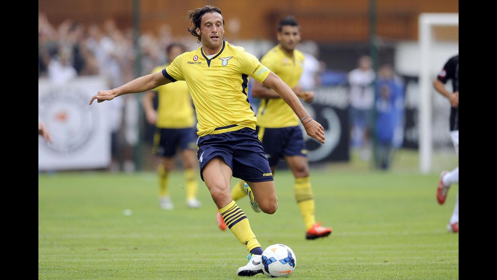 Calcioscommesse, Tnas: squalifica di Mauri ridotta a sei mesi, in campo a febbraio