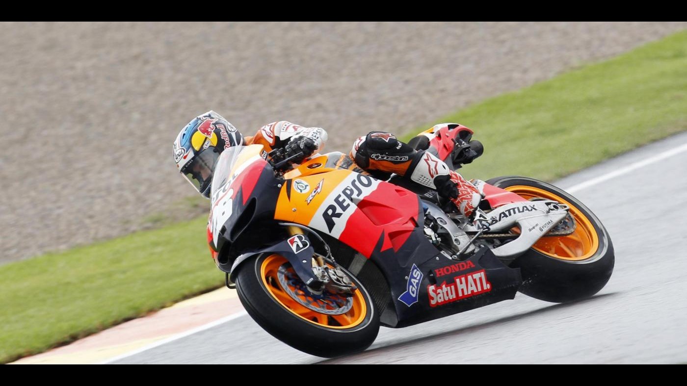 MotoGp, Pedrosa in pole su Lorenzo a Valencia. Rossi solo 11/0