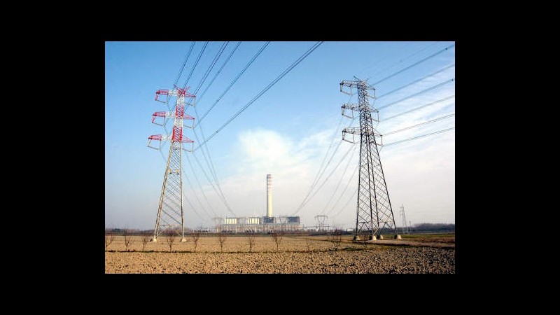 Terna: Consumi elettricità -3,4% nel 2013, calo maggiore da 2009