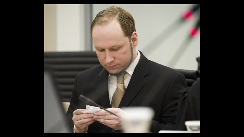 Norvegia, lettera di Breivik: In carcere condizioni disumane