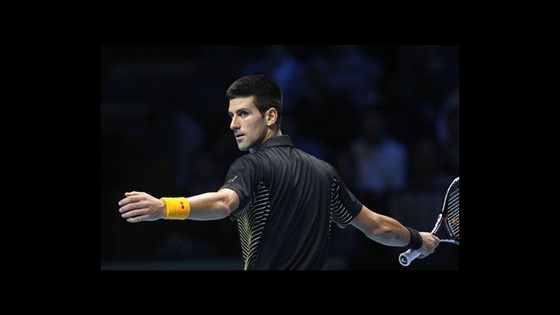 Tennis, Atp Finals: Djokovic batte Murray in rimonta