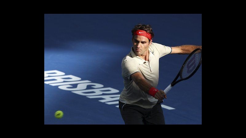 Tennis, Hewitt batte Federer in finale e vince torneo Brisbane. A Sydney Errani vince derby contro la Vinci
