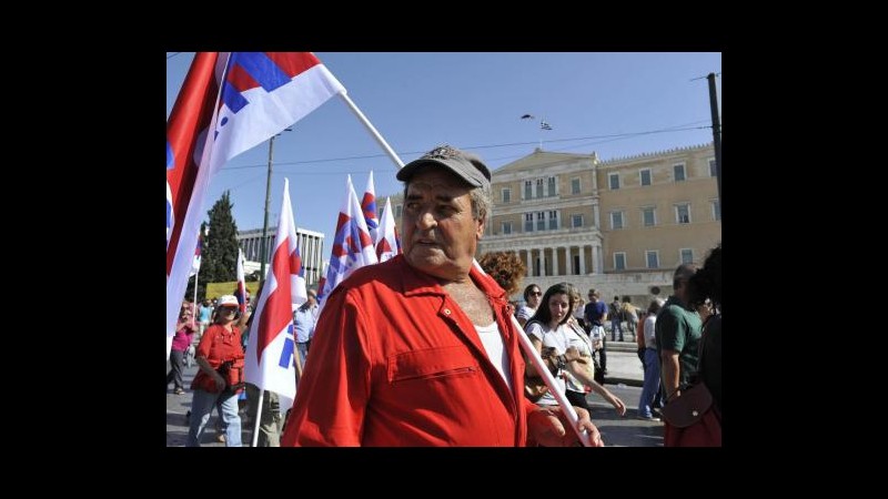Grecia, al via sciopero generale 48 ore: stop trasporti, scuole chiuse