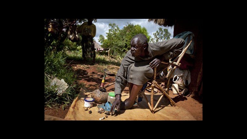 Usa 2012, stregone villaggio nativo di padre Obama: Vincerà di sicuro