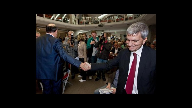 Vendola a Bersani: O io o Casini. Il leader Pd: Tu,ma dialogo con Pier