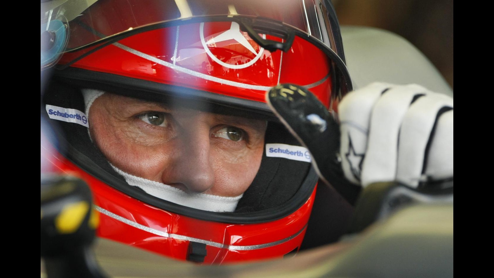 Schumacher, stampa tedesca: Caduto per soccorrere la figlia di un amico. Condizioni restano stabili