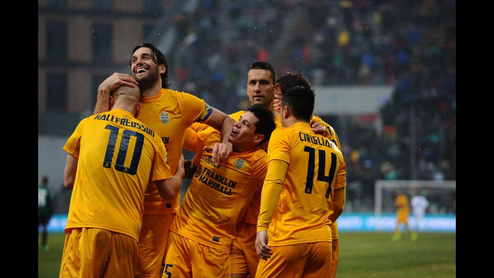 Serie A, debutto amaro per Malesani su panchina Sassuolo: Verona ritrova successo