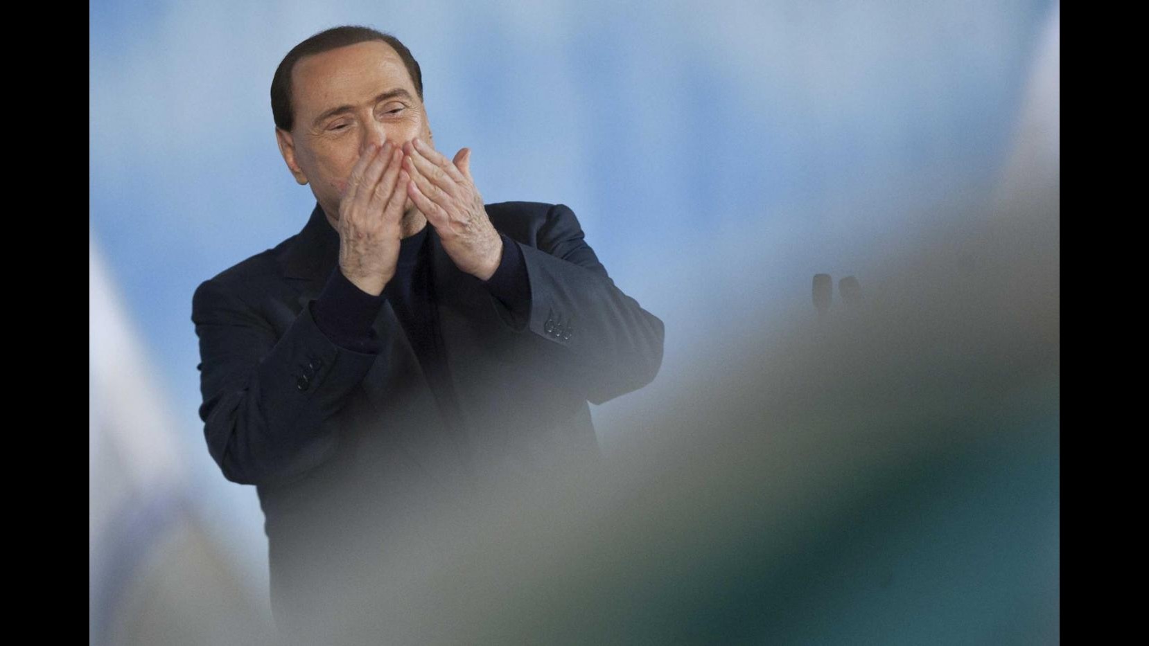 Berlusconi: In Forza Italia non vogliamo rottamare nessuno  Partitini aiutati da Napolitano