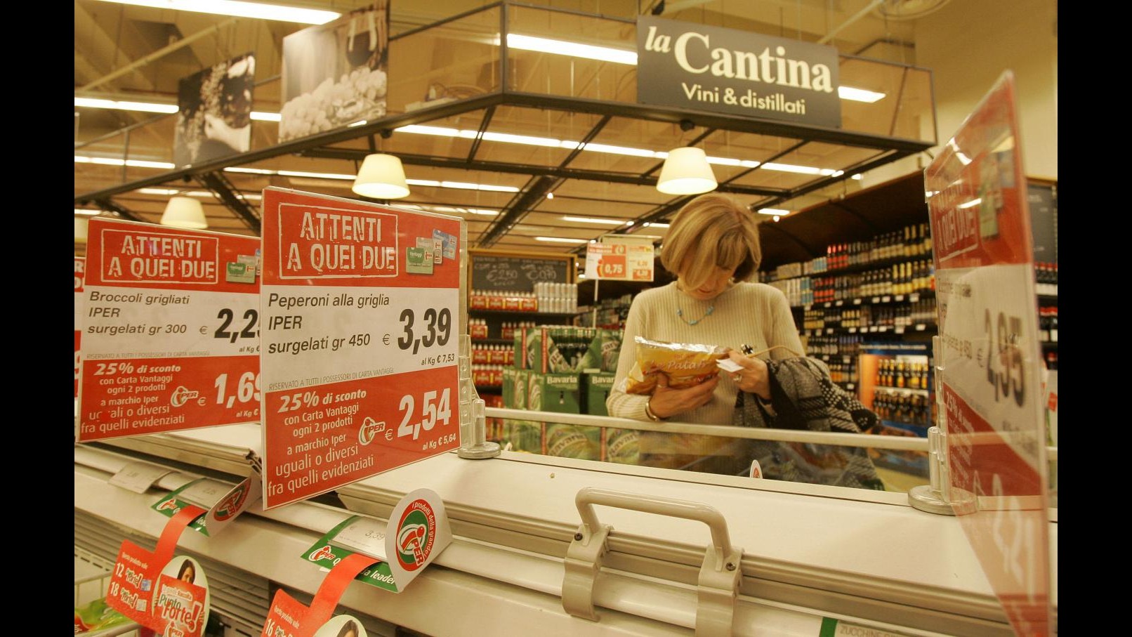 Crisi, Coldiretti: Cibi scaduti in tavola per 6 italiani su 10