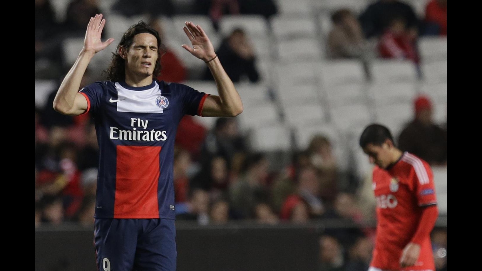 Ligue 1: Psg batte 2-0 Bordeaux, infortunio a Cavani