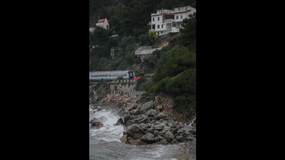 Maltempo, Cdm: Deliberato stato di emergenza per Modena e Liguria