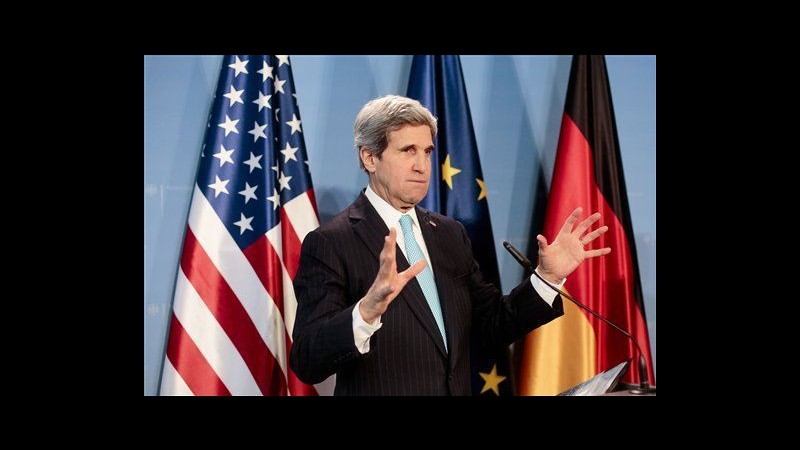 Ucraina, Kerry: Offerte Yanukovych per il momento non sufficienti