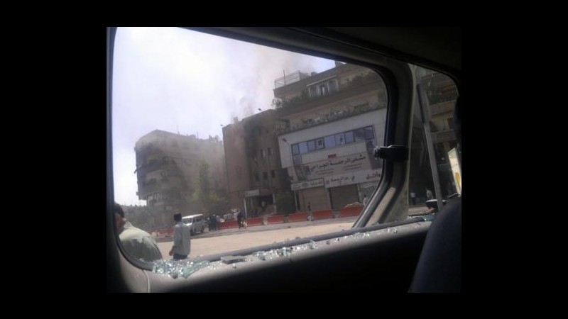 Siria, aiuti alimentari in campo Yarmouk Damasco dopo 85 morti per fame