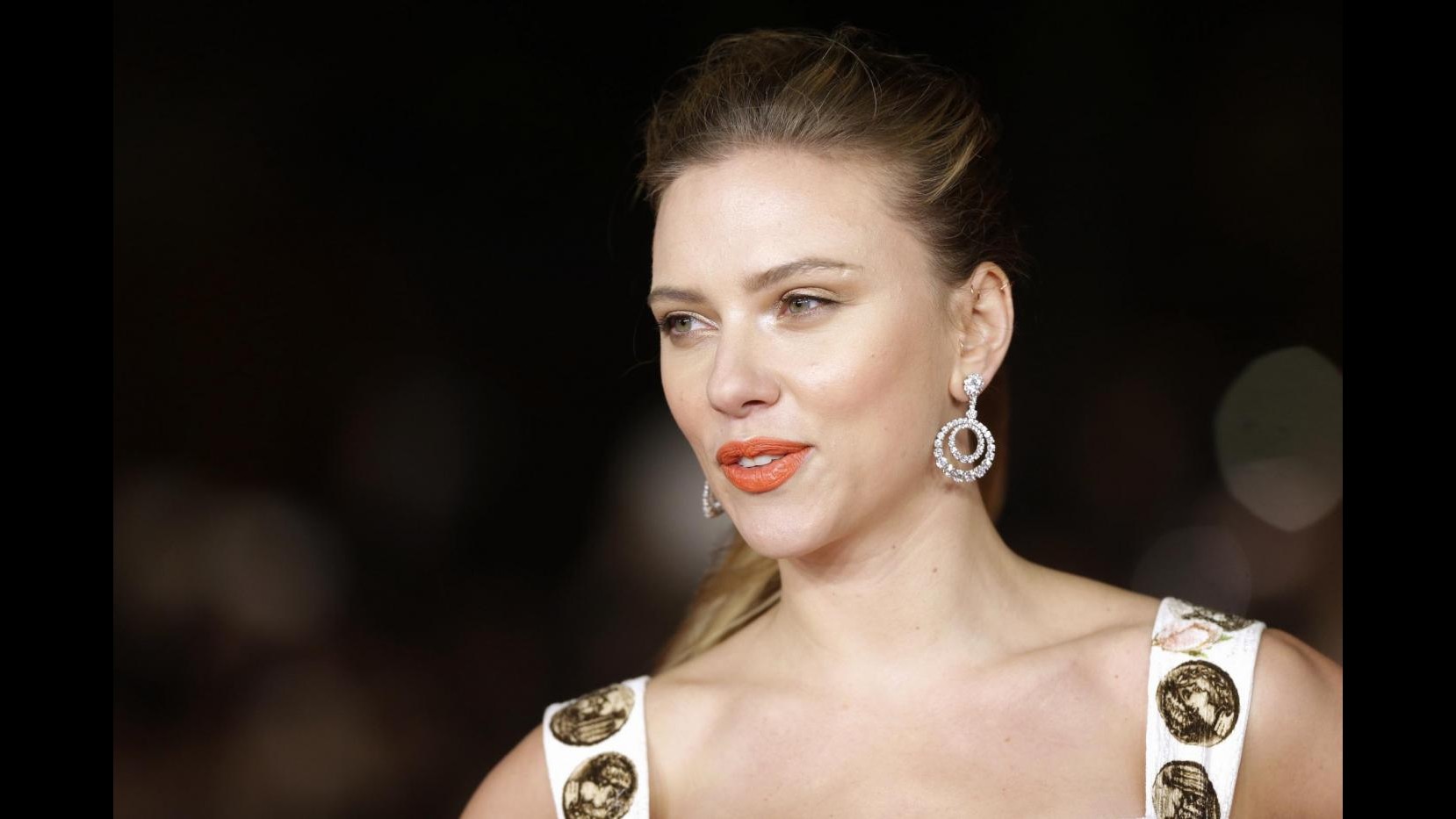 Scarlett Johansson non accetterebbe mai un appuntamento on line