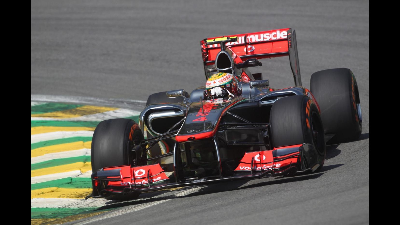 F1, Gp Brasile: Hamilton sfreccia nelle libere, Vettel 2/o, Alonso 5/o