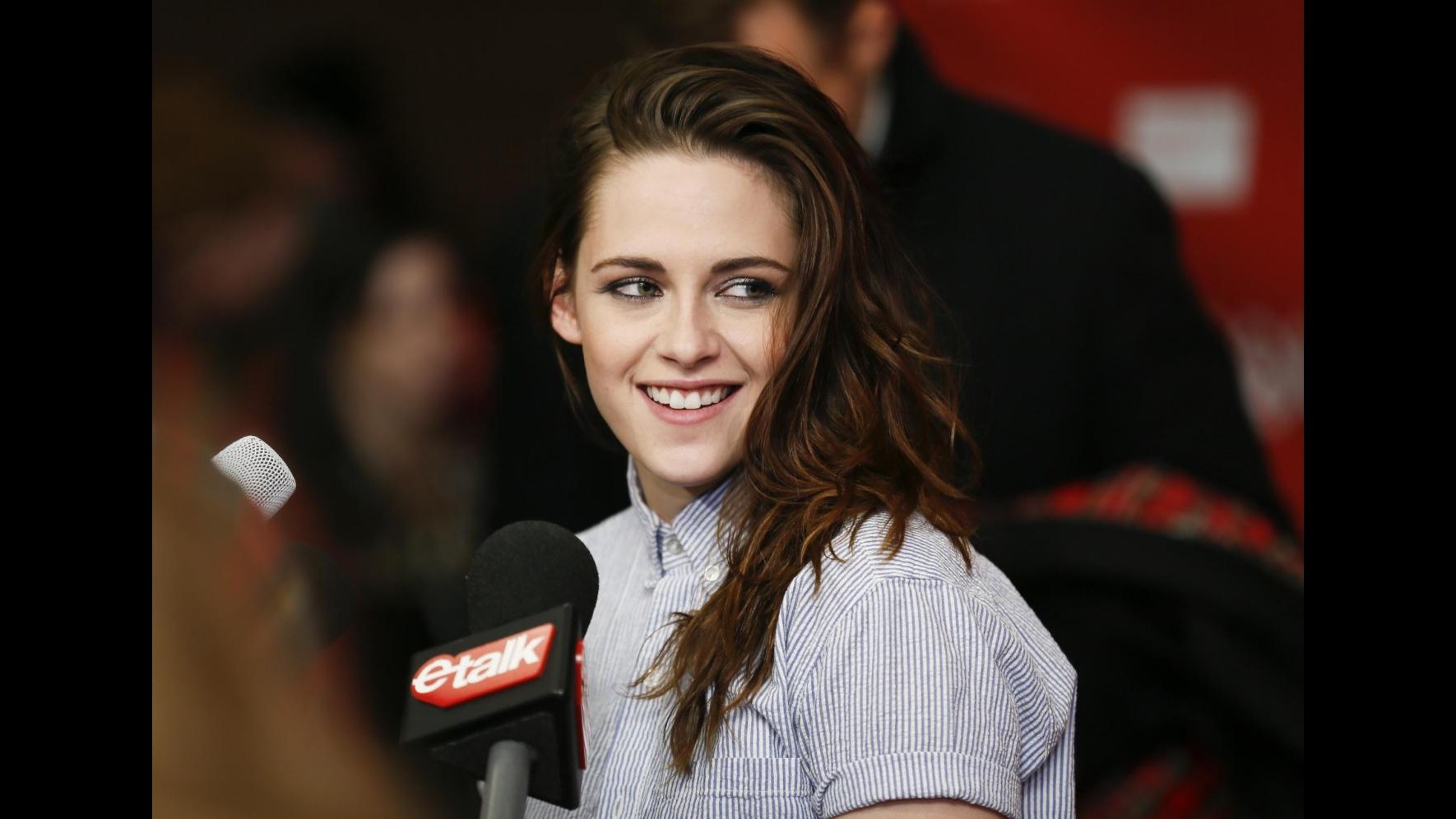 Kristen Stewart vuole rasarsi a zero e tatuarsi la testa