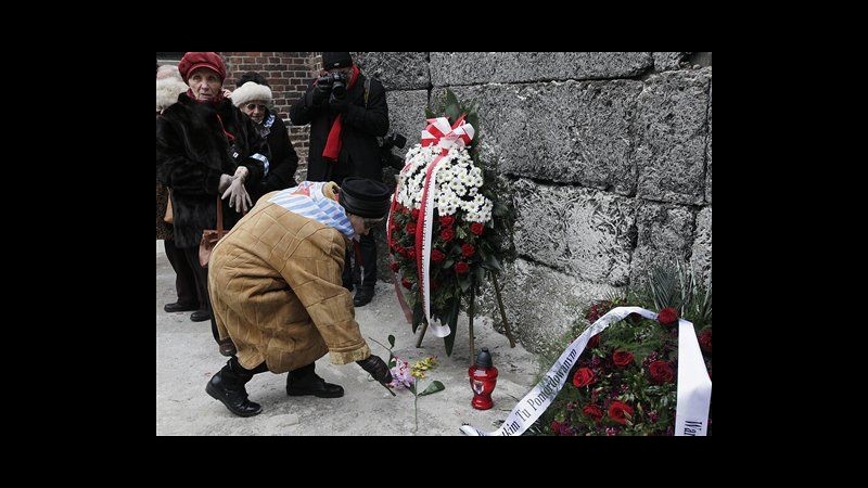 Shoah, ad Auschwitz cerimonia con sopravvissuti e parlamentari Israele