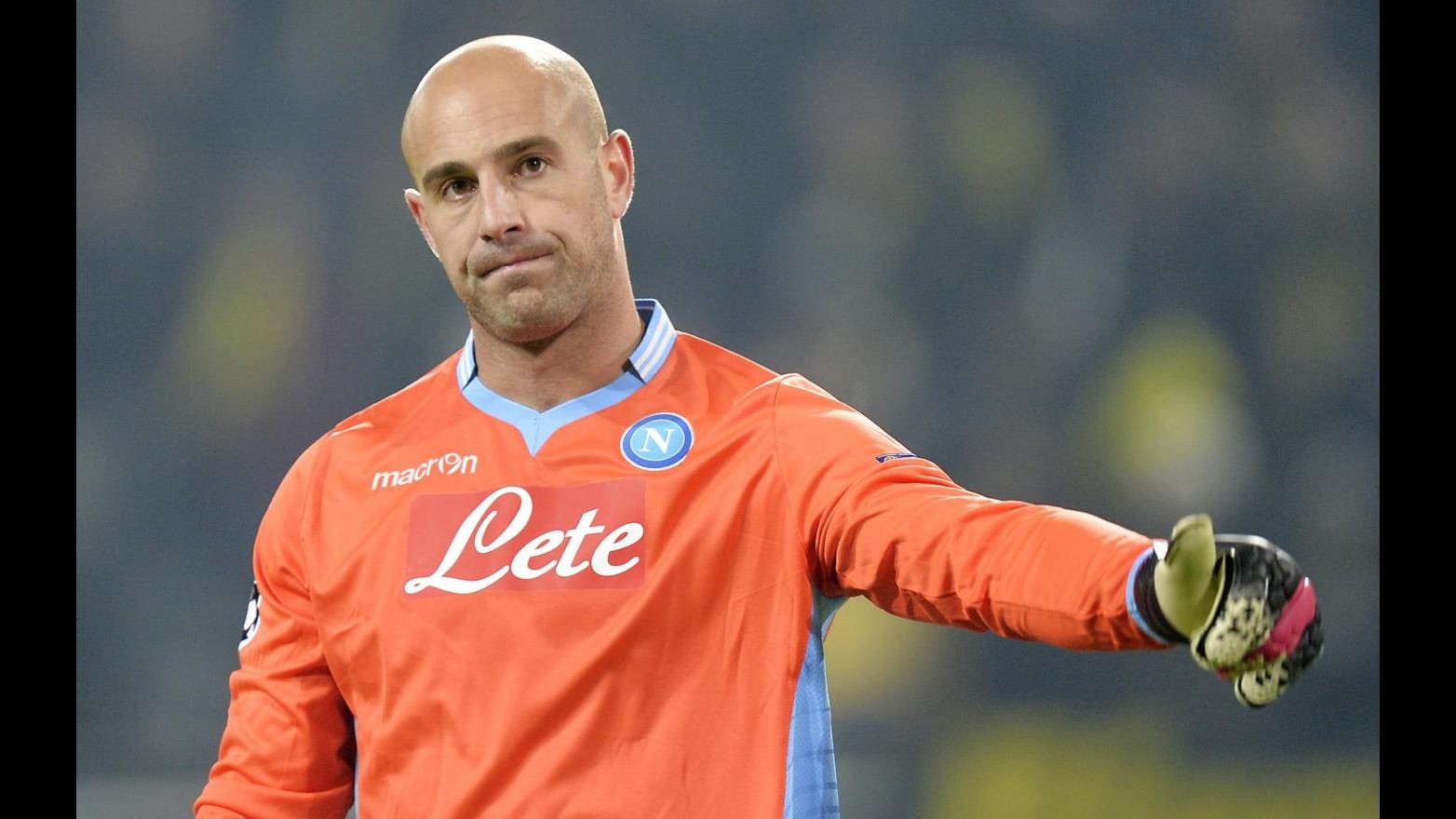 Hellas Verona-Roma, Reina twitta: Che c…. di rigore è questo
