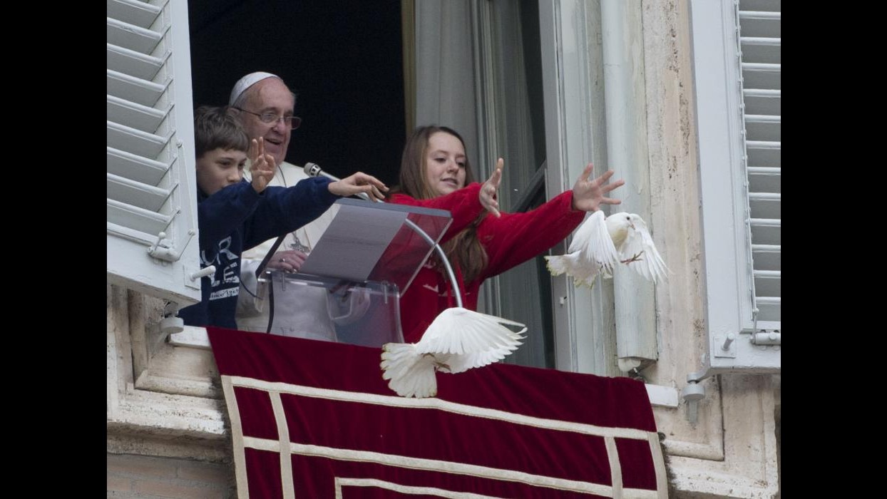 Papa Francesco: Chi ha ucciso il piccolo Cocò si penta. E poi appello per stop violenze in Ucraina