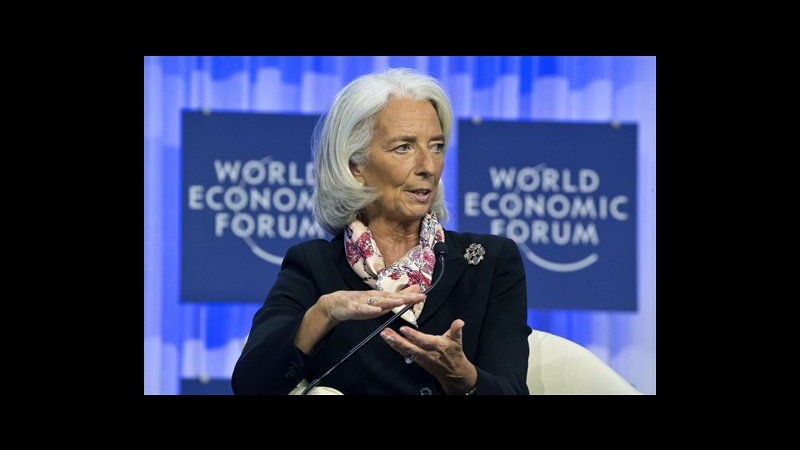 Davos, Lagarde: Politiche Fed e deflazione eurozona minacciano ripresa