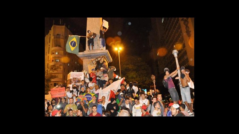 Mondiali 2014, dimostranti Brasile: Ondata di proteste fermerà la Coppa