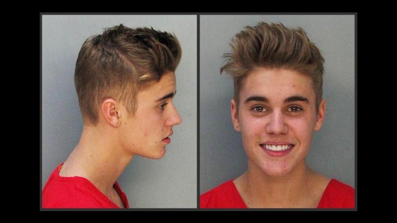 Justin Bieber arrestato per guida in stato di ebbrezza