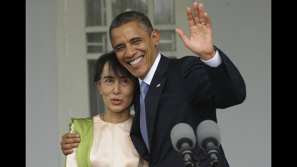 Birmania, storico incontro tra Obama e Aung San Suu Kyi