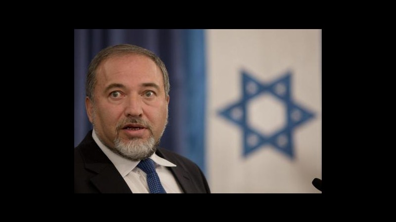 Gaza, Lieberman: Se forze di terra entrano si andrà sino in fondo