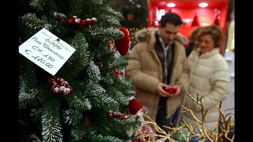 Natale, Coldiretti: Al via lo shopping per un italiano su tre