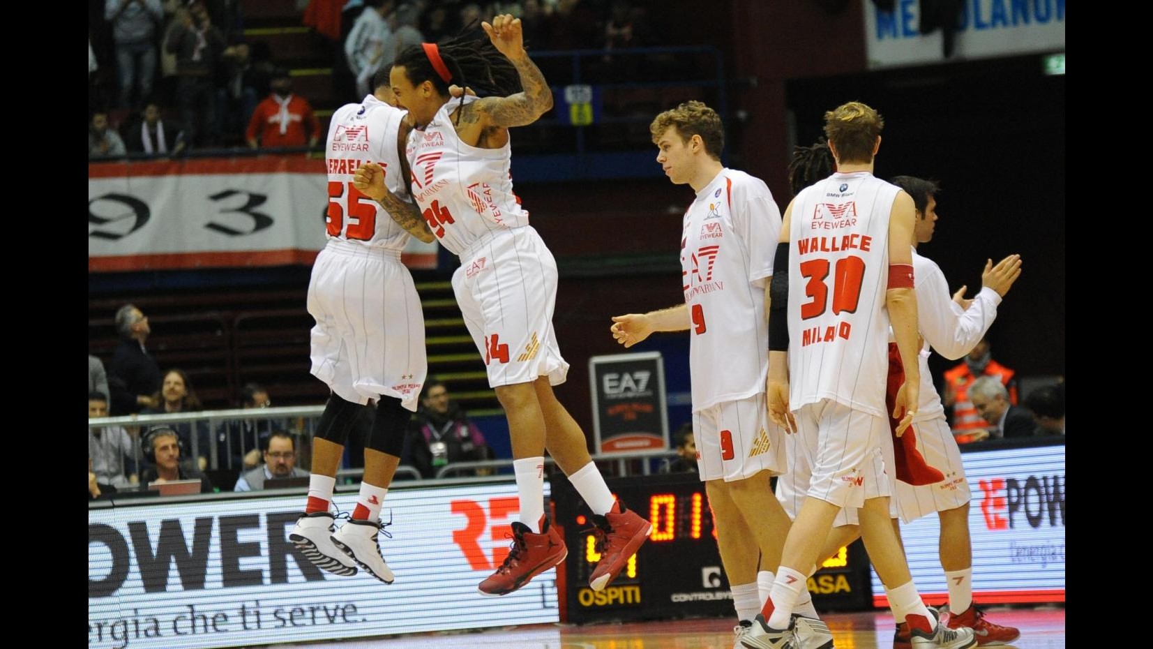 Basket, Serie A: Milano domina Brindisi, Pistoia ok all’overtime. Siena cade a Cremona