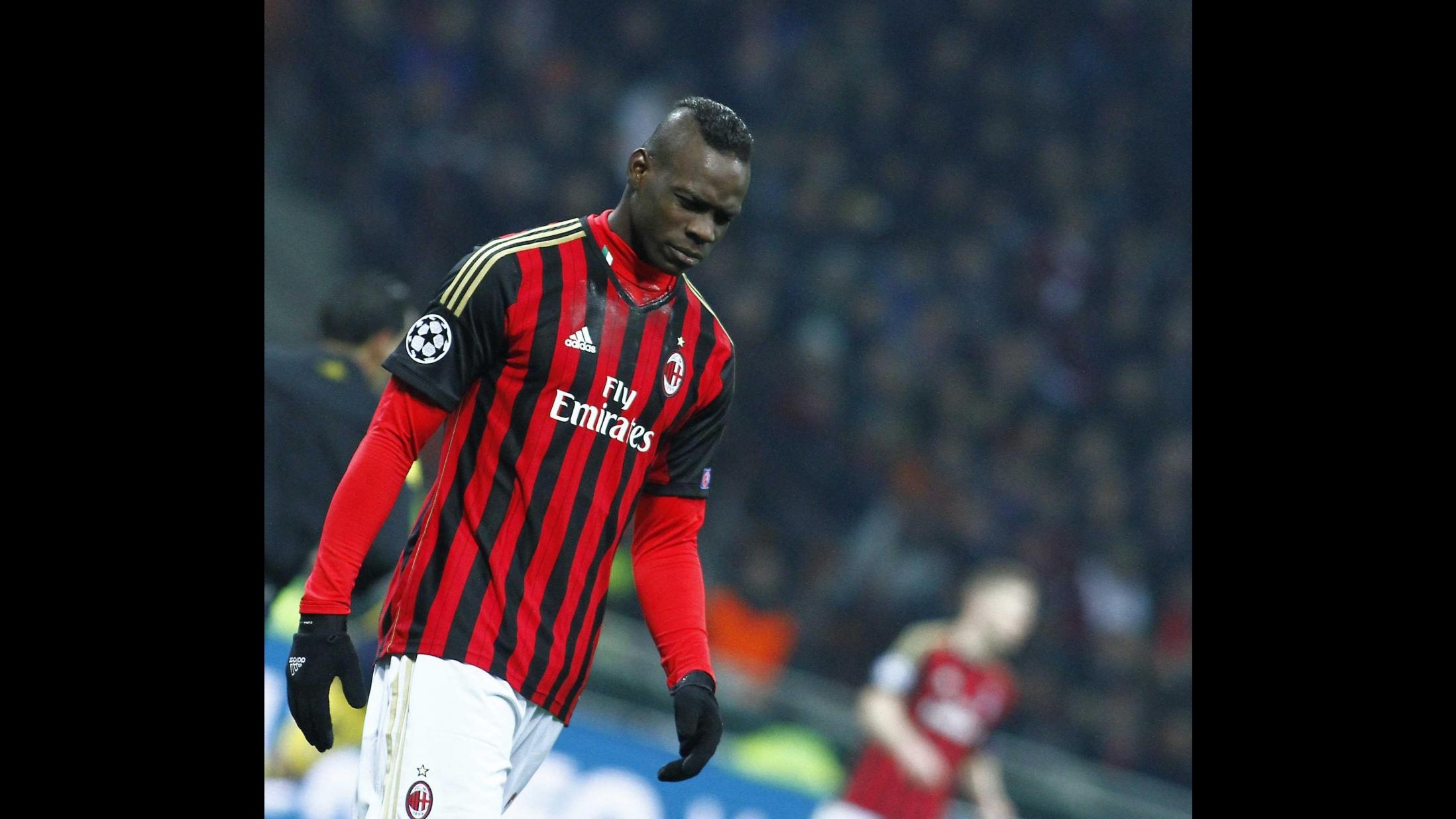 Balotelli: Milan grande ma sfortunato. Problemi alla spalla, stop di 10 giorni