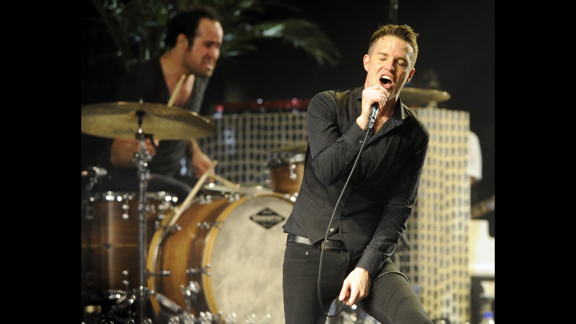 I Killers riprogrammano le date del tour dopo malattia cantante