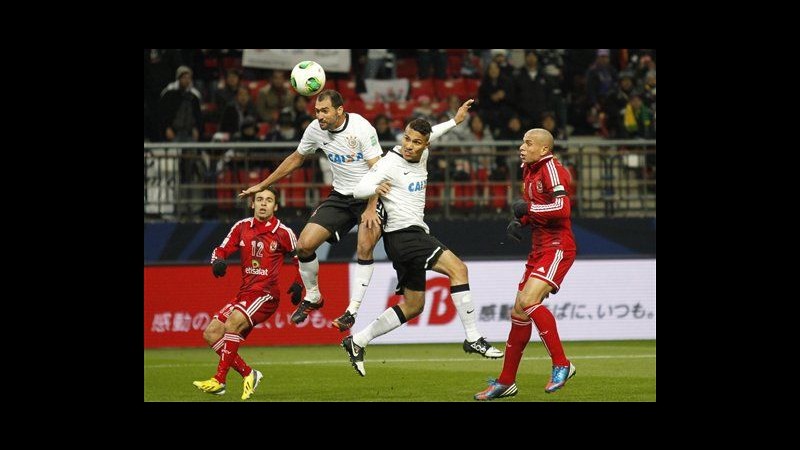 Mondiale per Club, Corinthians la prima finalista Al Ahly battuto 1-0
