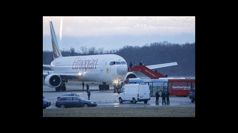 Aereo dirottato, il copilota era sconvolto dalla morte di uno zio