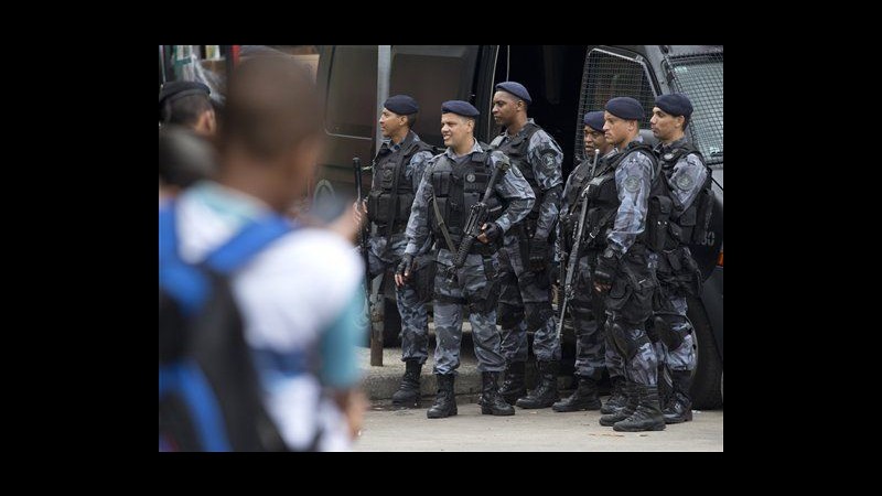 Brasile, aumentate pattuglie in favela Rocinha a Rio dopo sparatorie