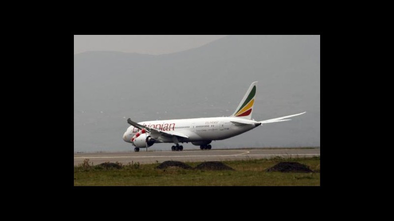 Dirottato a Ginevra volo Addis Abeba-Roma. Arrestato il co-pilota, salvi i passeggeri