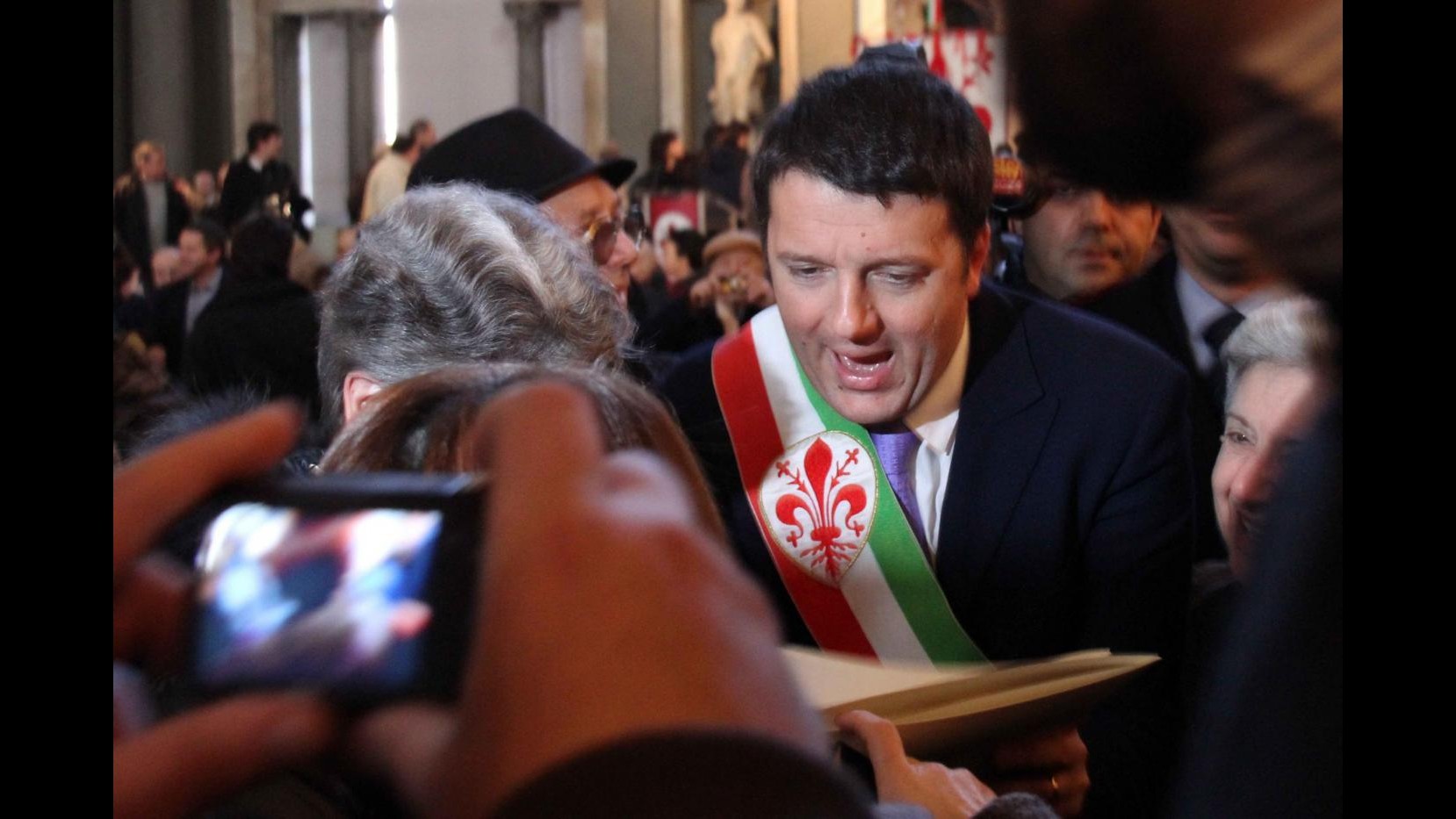 Governo, Renzi resta a Firenze e lavora a squadra ministri