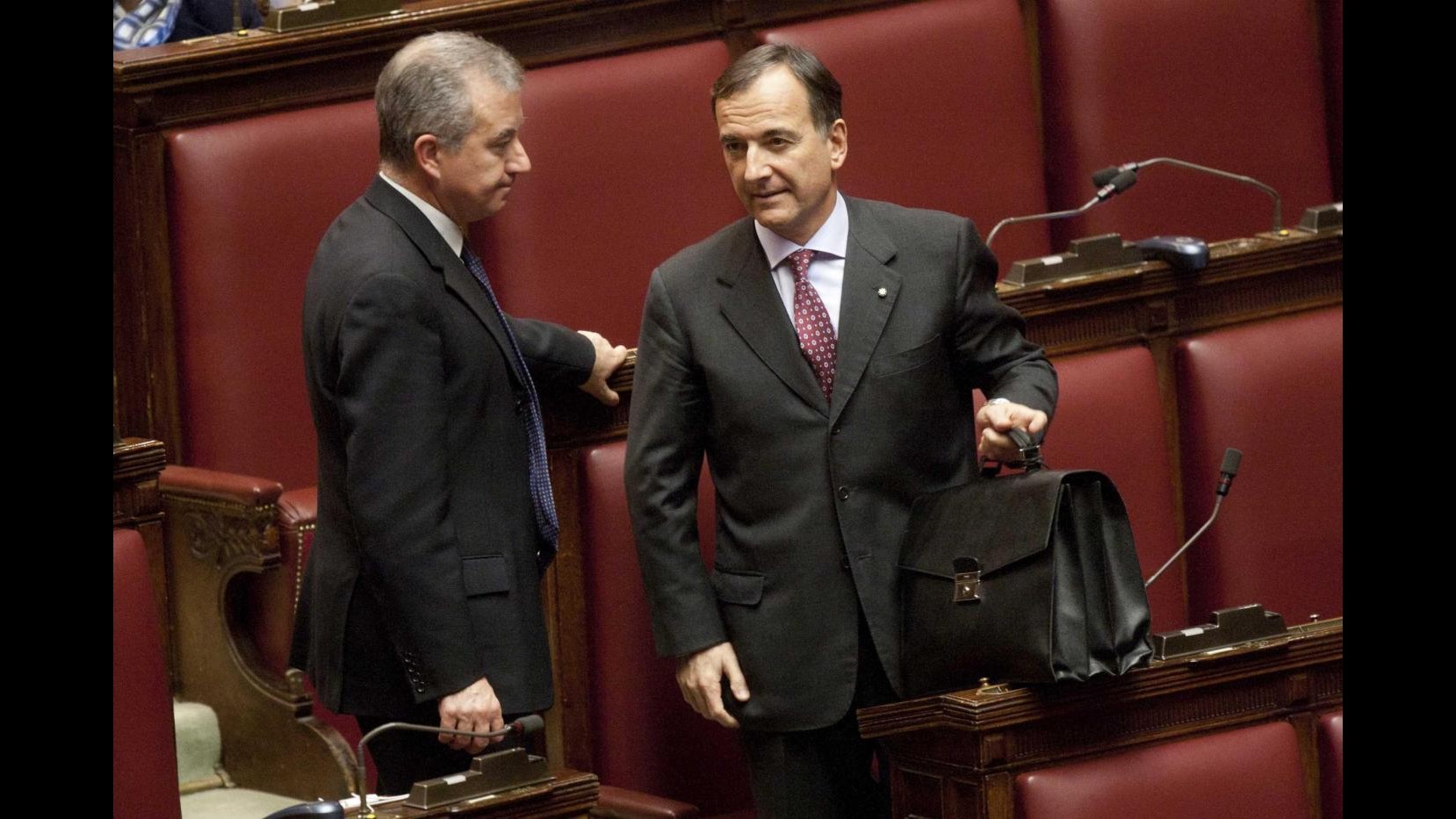 Costi politica, 10 deputati Pdl disobbedienti votano ‘sì’ alla Camera