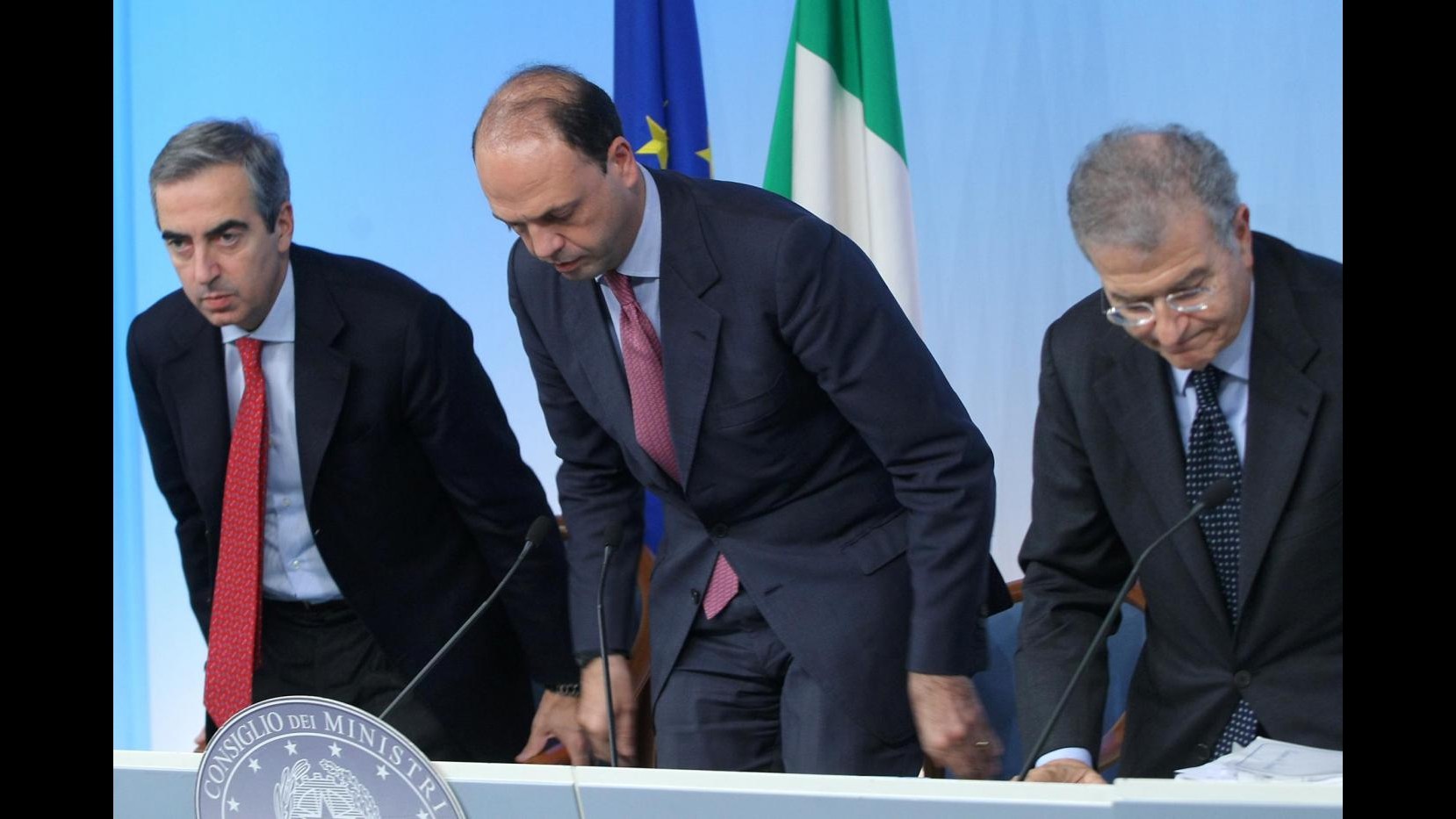 Napolitano non ha convinto Alfano e il Pdl: Il Governo Monti è finito