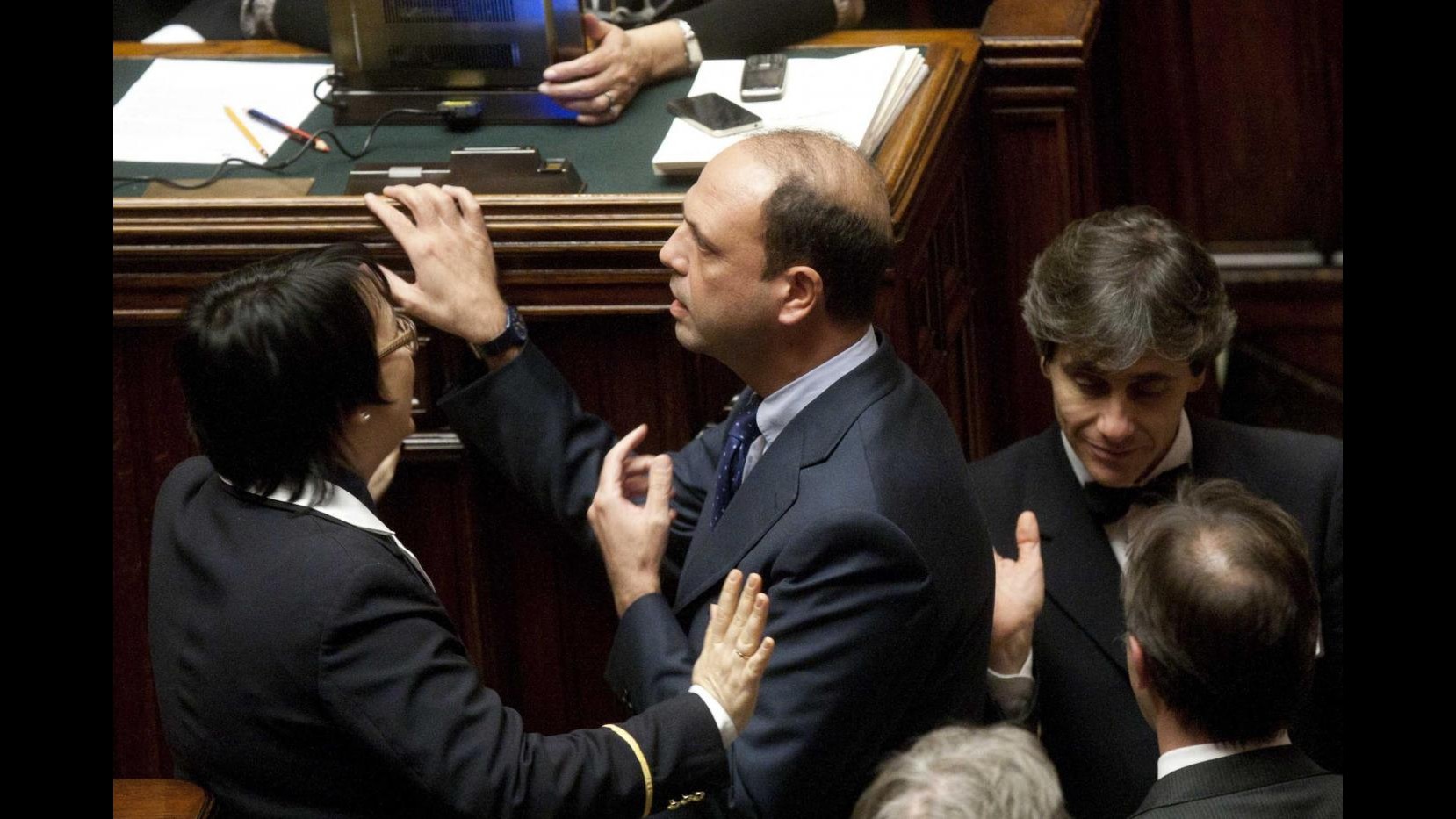 Sondaggio Swg: Pd sale al 30.3%, grillini quasi al 20%, Pdl ai minimi