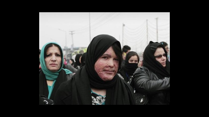 Afghanistan, protesta donne contro legge che difende autori violenza