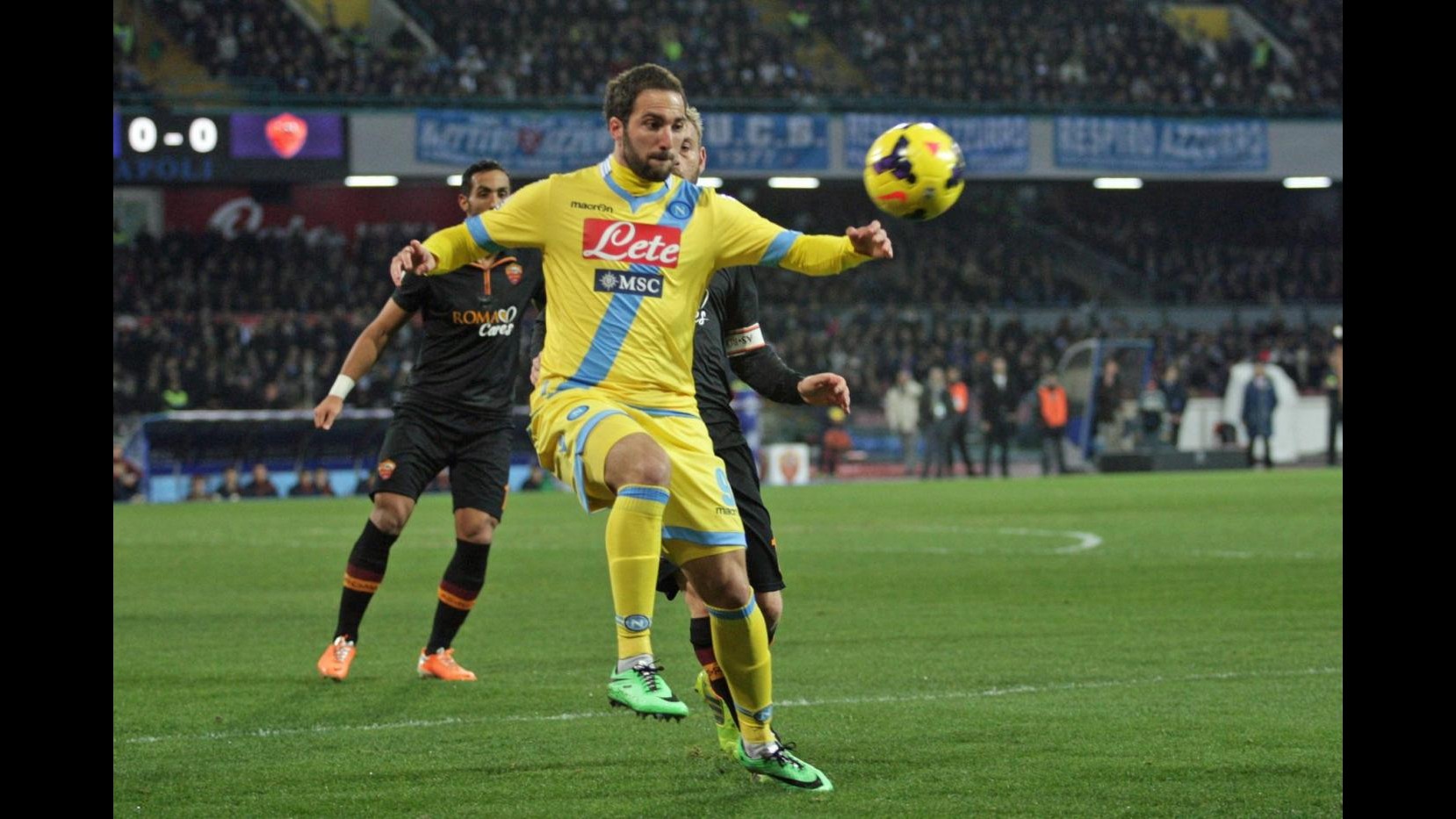 Higuain: Napoli meritava la finale, sono molto felice qui