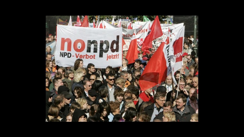 Germania, avanza nuovo tentativo di vietare partito estremista Npd