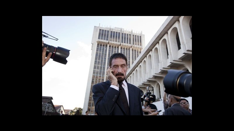 John McAfee chiede asilo in Guatemala