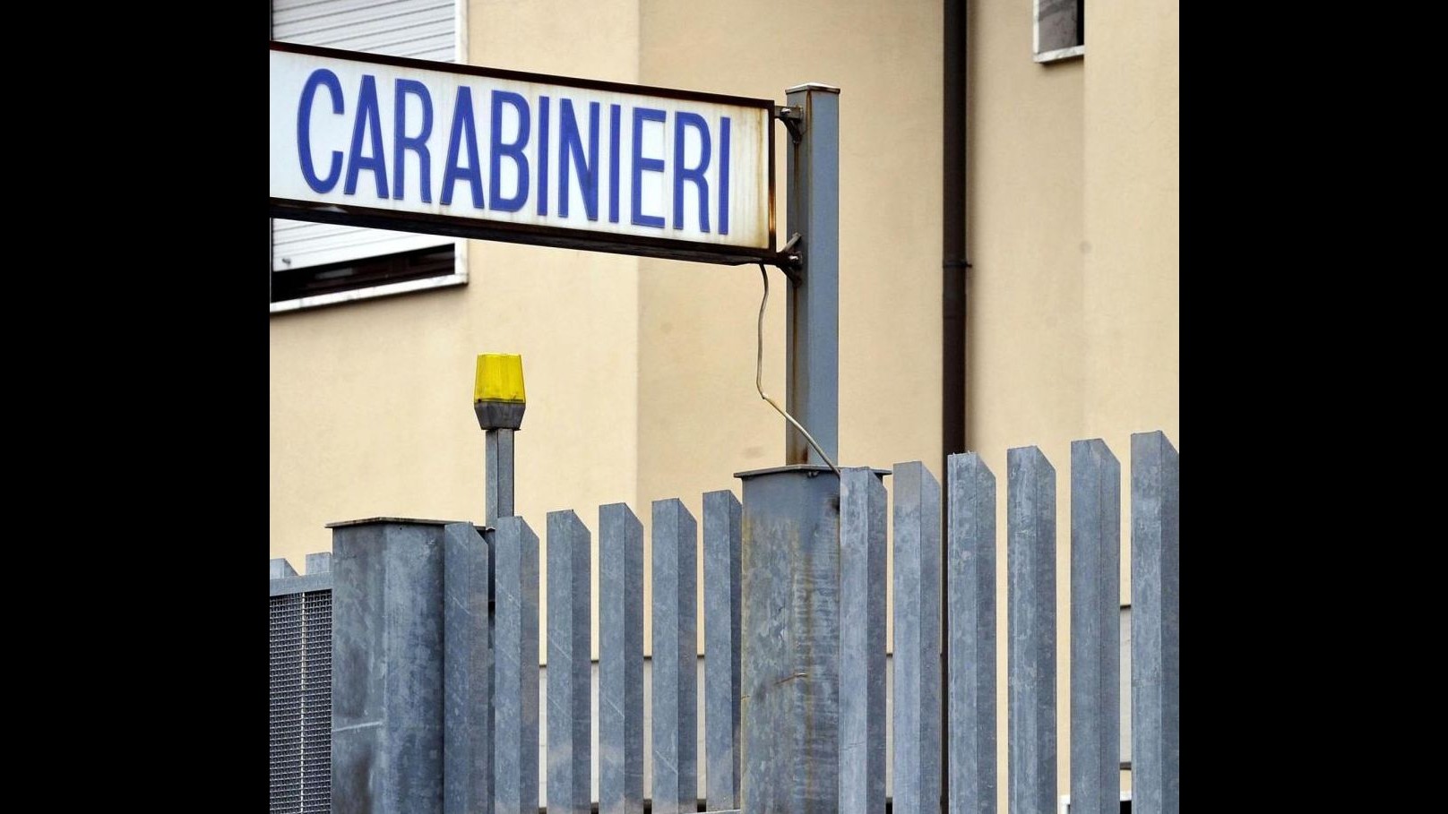 Roma, evade da domiciliari e chiede andare in cella: ‘a casa mi annoio’