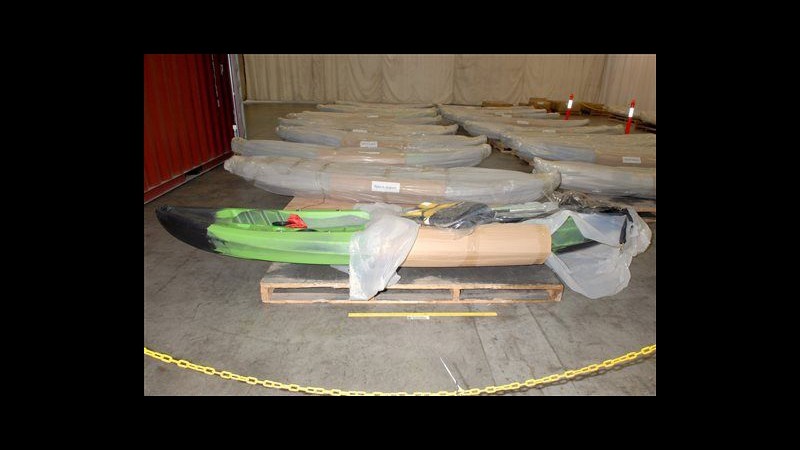 Australia, metanfetamine nascoste in kayak: sequestro da 162 mln dollari