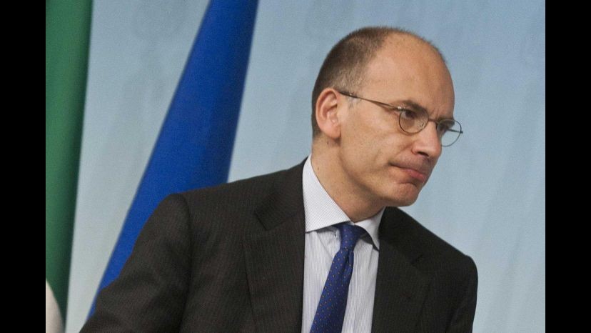 Governo, Letta vede Renzi  e poi annuncia: Oggi presento patto coalizione