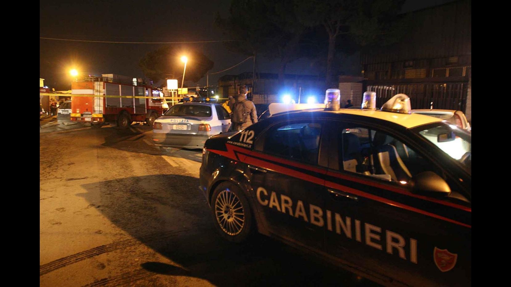 Monza, papà sgozza i due figli a Giussano poi tenta di uccidersi