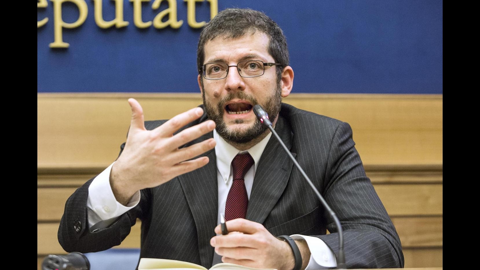 Governo, Romano (Sc): Letta sia generoso, lasci e apra nuova fase