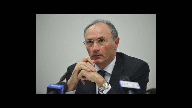 Unicredit, Ghizzoni: Su bad bank con Intesa decisione entro metà anno